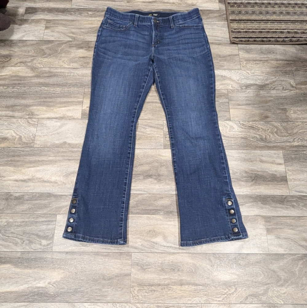 Lee Regular Fit Bootcut mid Rise Flex Motio Women's Blue Jean. Unique With Snaps